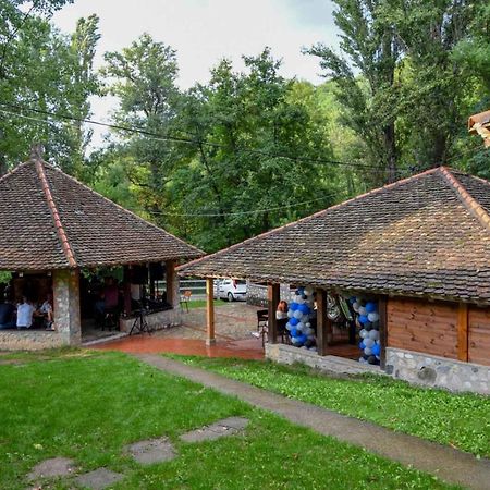 Poljoprivredno Turisticko Domacinstvo Deguric Apartment Валево Екстериор снимка